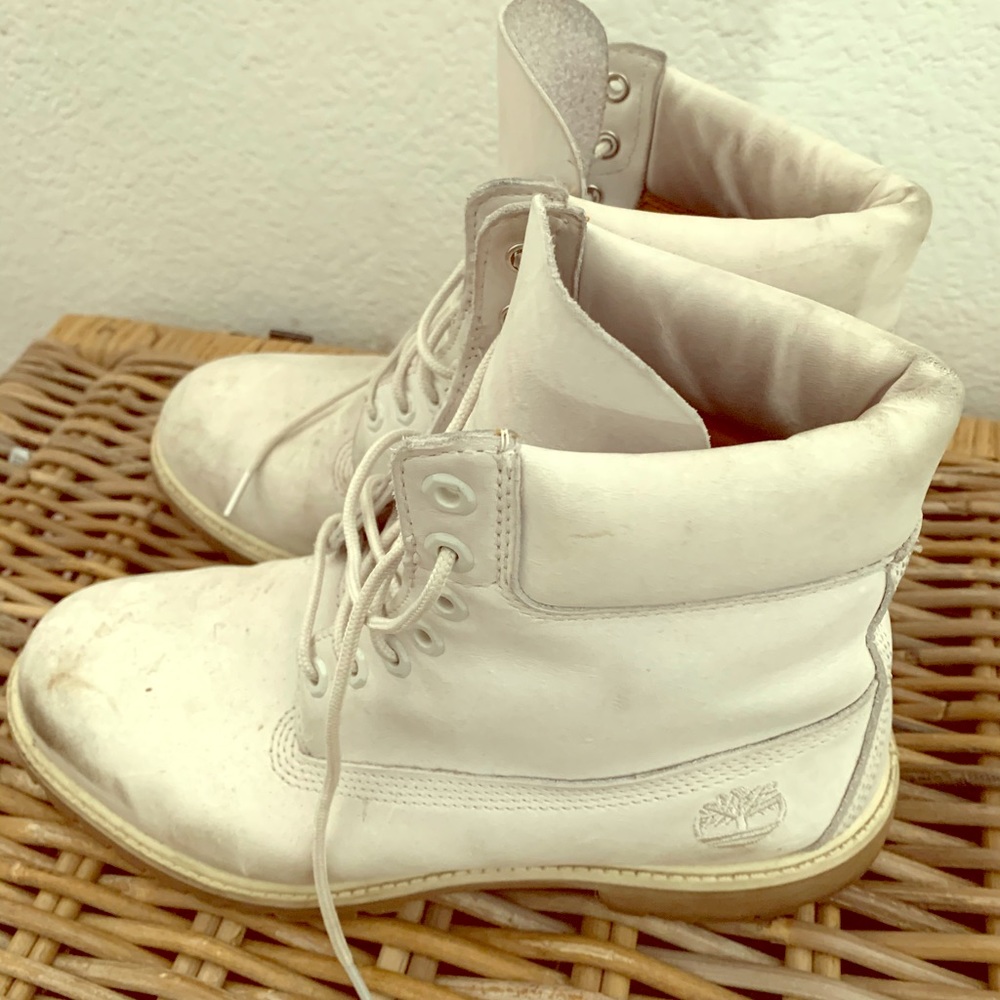 Men’s white Timberland boots size 10